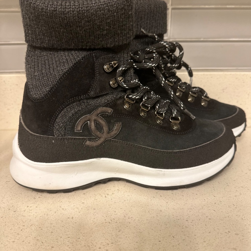 Chanel CC Interlocking Logo Sock Sneakers - Picture 2 of 3
